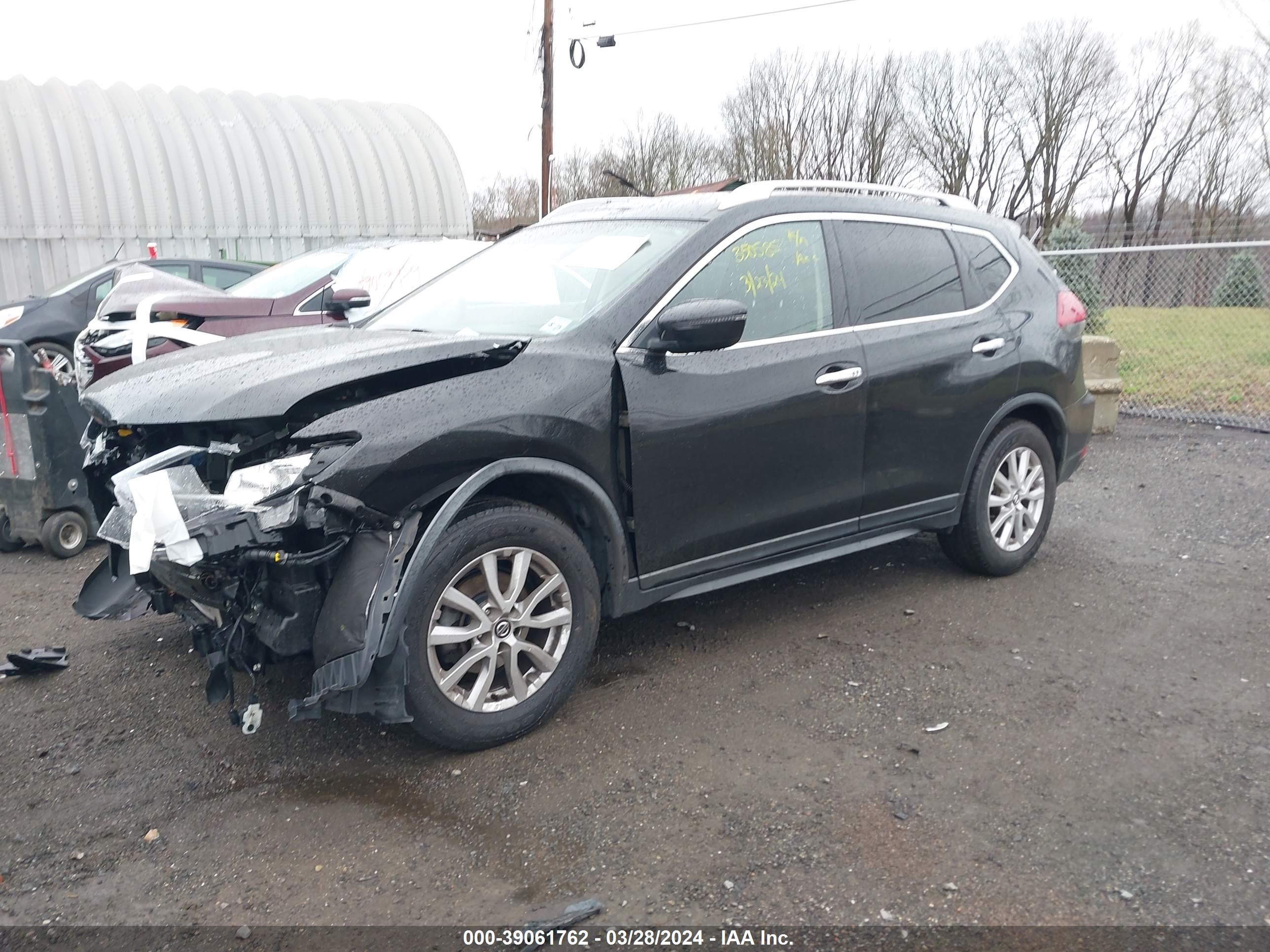 KNMAT2MT8LP514413  nissan rogue 2019 IMG 1