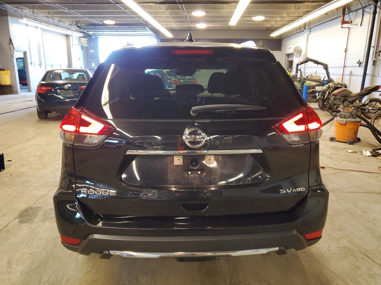 KNMAT2MV6KP557387  nissan rogue 2019 IMG 5