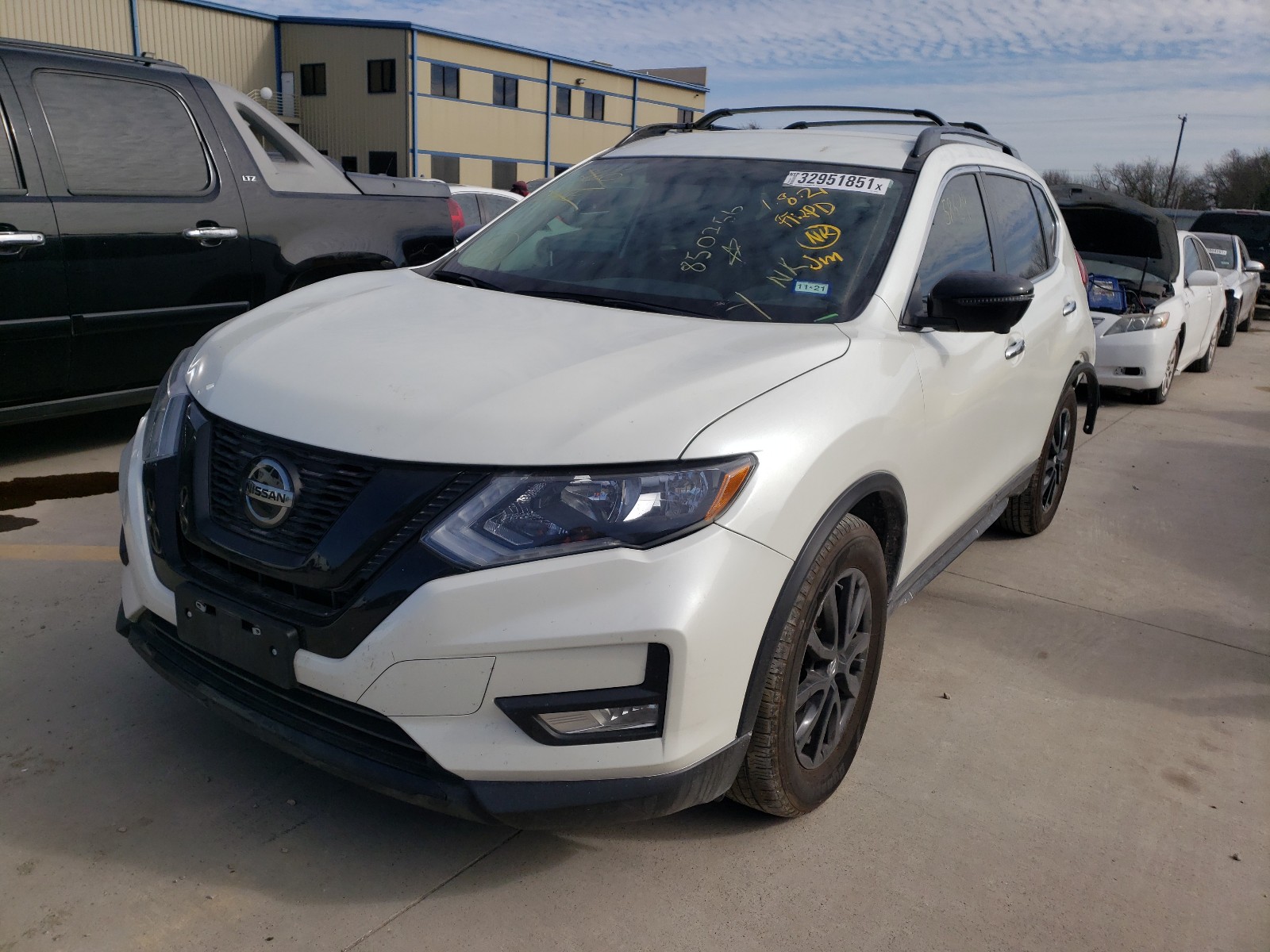 5N1AT2MT8JC850756  nissan rogue s 2018 IMG 1