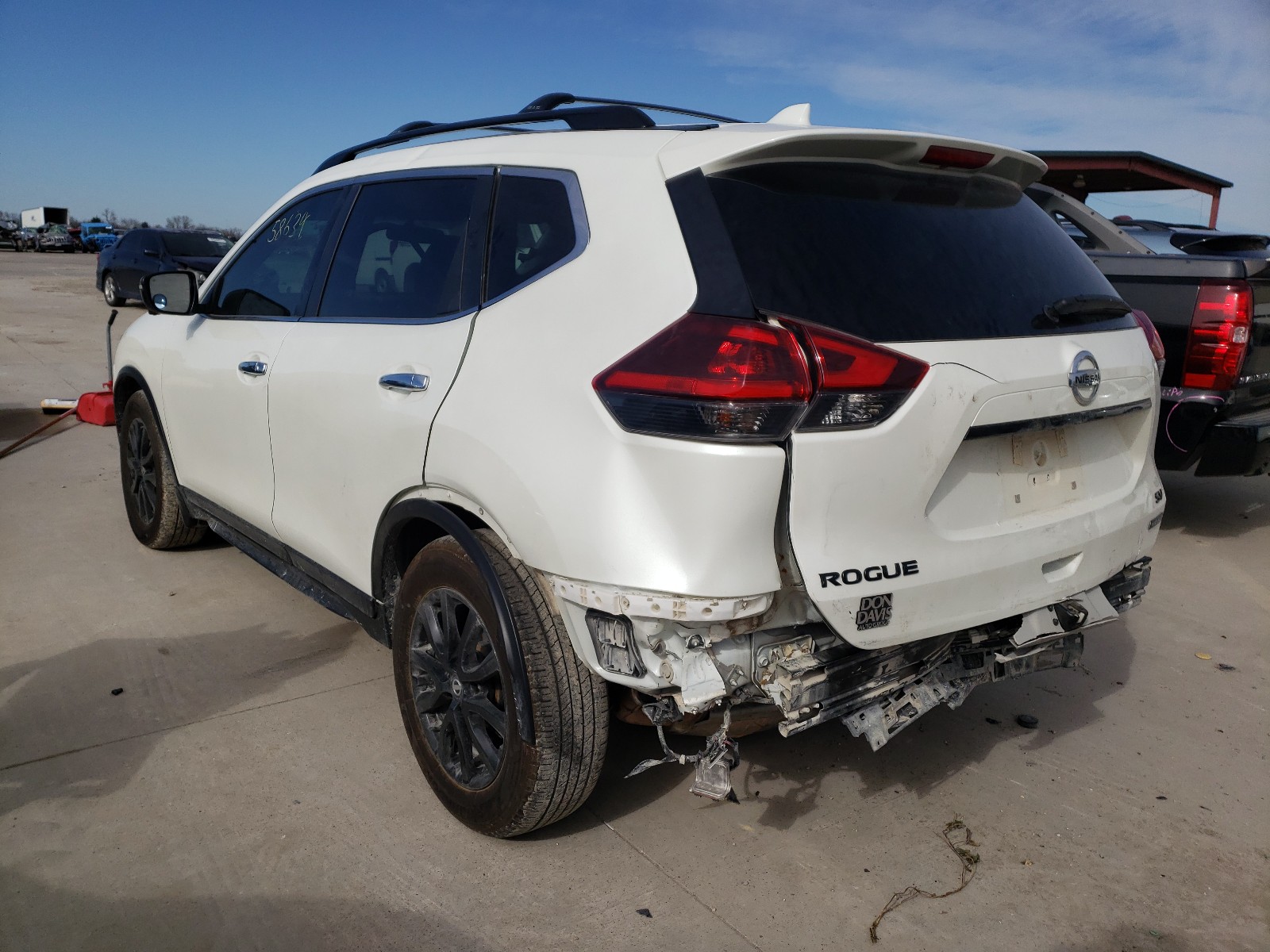 5N1AT2MT8JC850756  nissan rogue s 2018 IMG 2