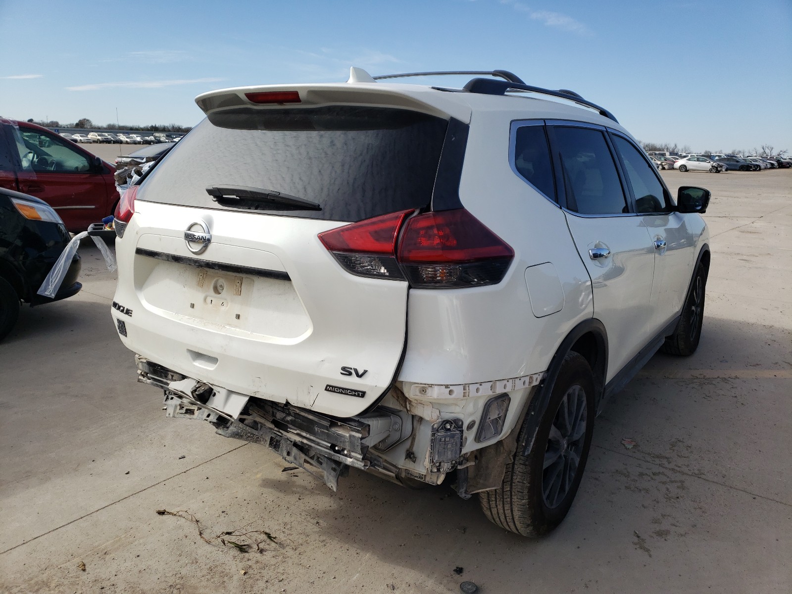 5N1AT2MT8JC850756  nissan rogue s 2018 IMG 3