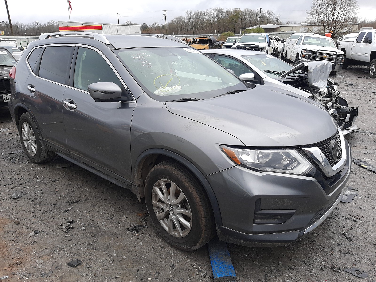 KNMAT2MT8JP551653  nissan rogue s 2018 IMG 0