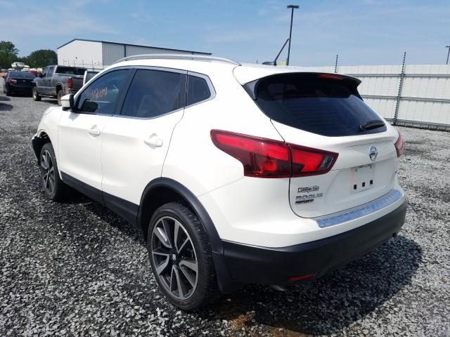 JN1BJ1CP7JW103065  nissan rogue spor 2018 IMG 2