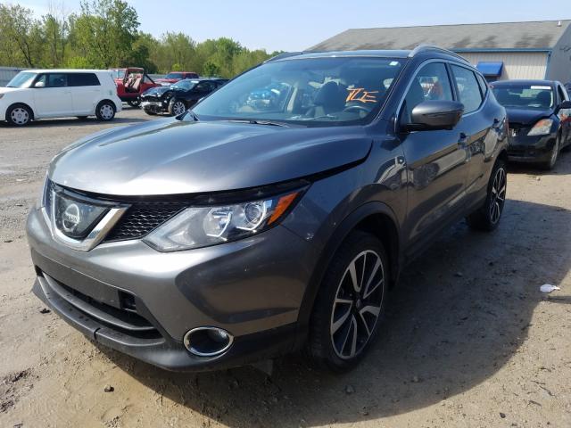 JN1BJ1CPXJW185423  nissan rogue spor 2018 IMG 1