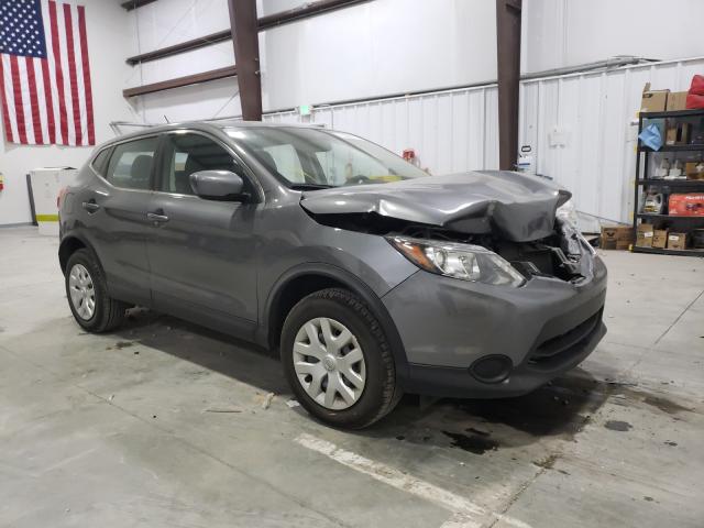 JN1BJ1CR0JW250443  nissan rogue spor 2018 IMG 0