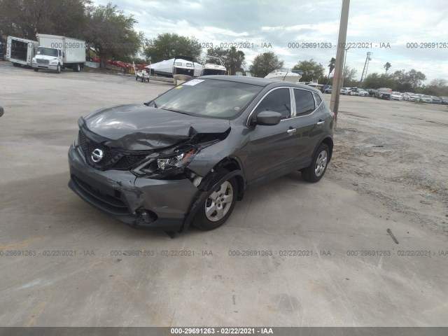 JN1BJ1CP0JW103277  nissan rogue sport 2018 IMG 1