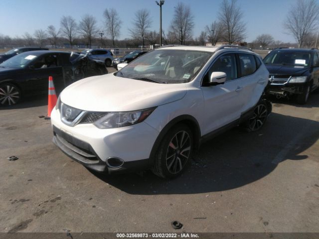 JN1BJ1CR1HW114784  nissan rogue sport 2017 IMG 1