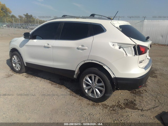 JN1BJ1CR1HW140012  nissan rogue sport 2017 IMG 2