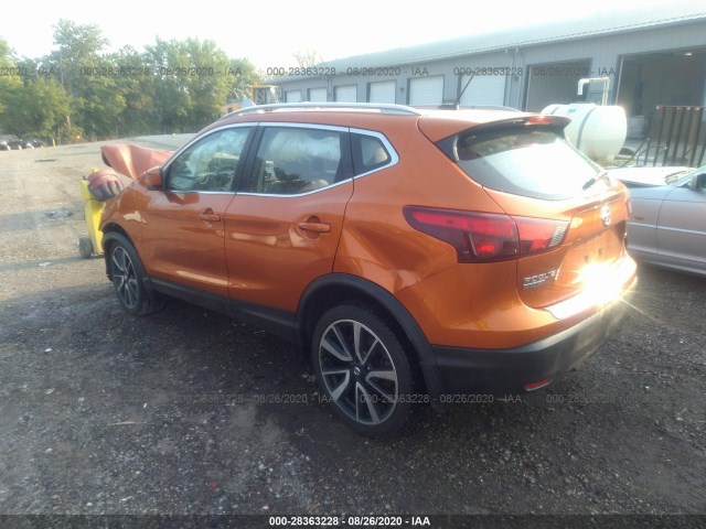 JN1BJ1CR1HW141872  nissan rogue sport 2017 IMG 2