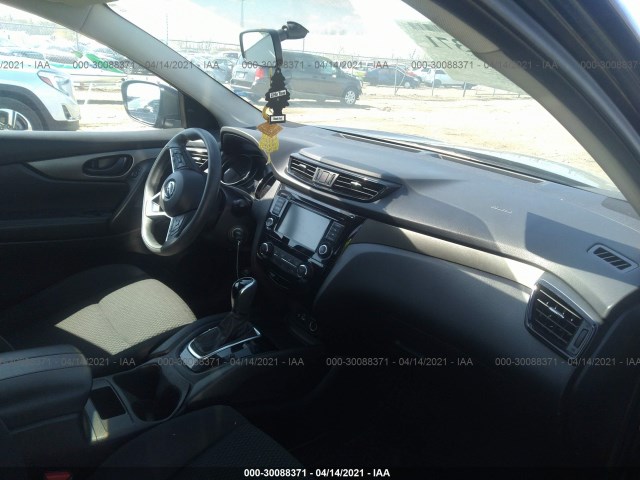 JN1BJ1CP0KW521131  nissan rogue sport 2019 IMG 4