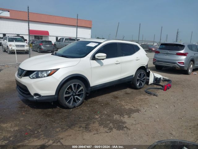 JN1BJ1CP5JW501102  nissan rogue sport 2018 IMG 1