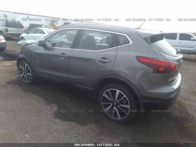 JN1BJ1CP7JW187954  nissan rogue sport 2018 IMG 2