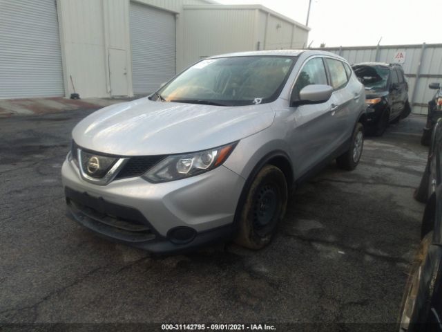 JN1BJ1CR1JW266442  nissan rogue sport 2018 IMG 1