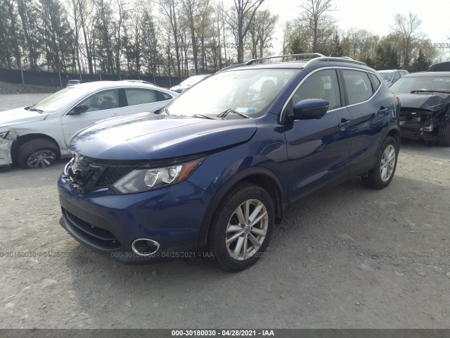 JN1BJ1CR1JW291678  nissan rogue sport 2018 IMG 1