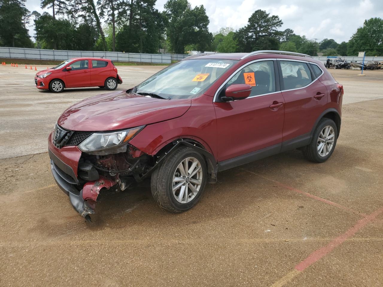 JN1BJ1CP0KW221556  nissan rogue sport 2019 IMG 0