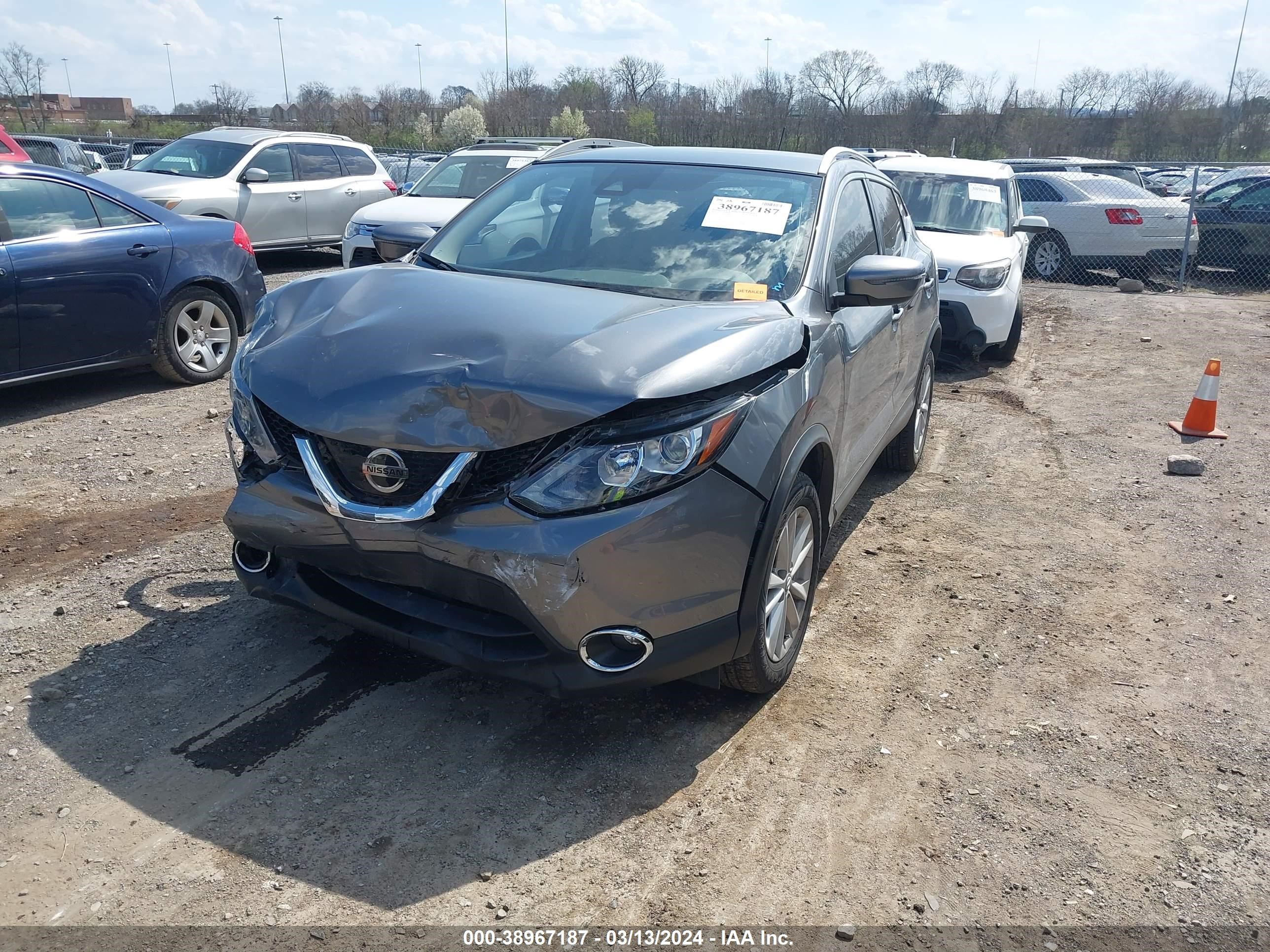 JN1BJ1CP3KW238058  nissan rogue sport 2019 IMG 1