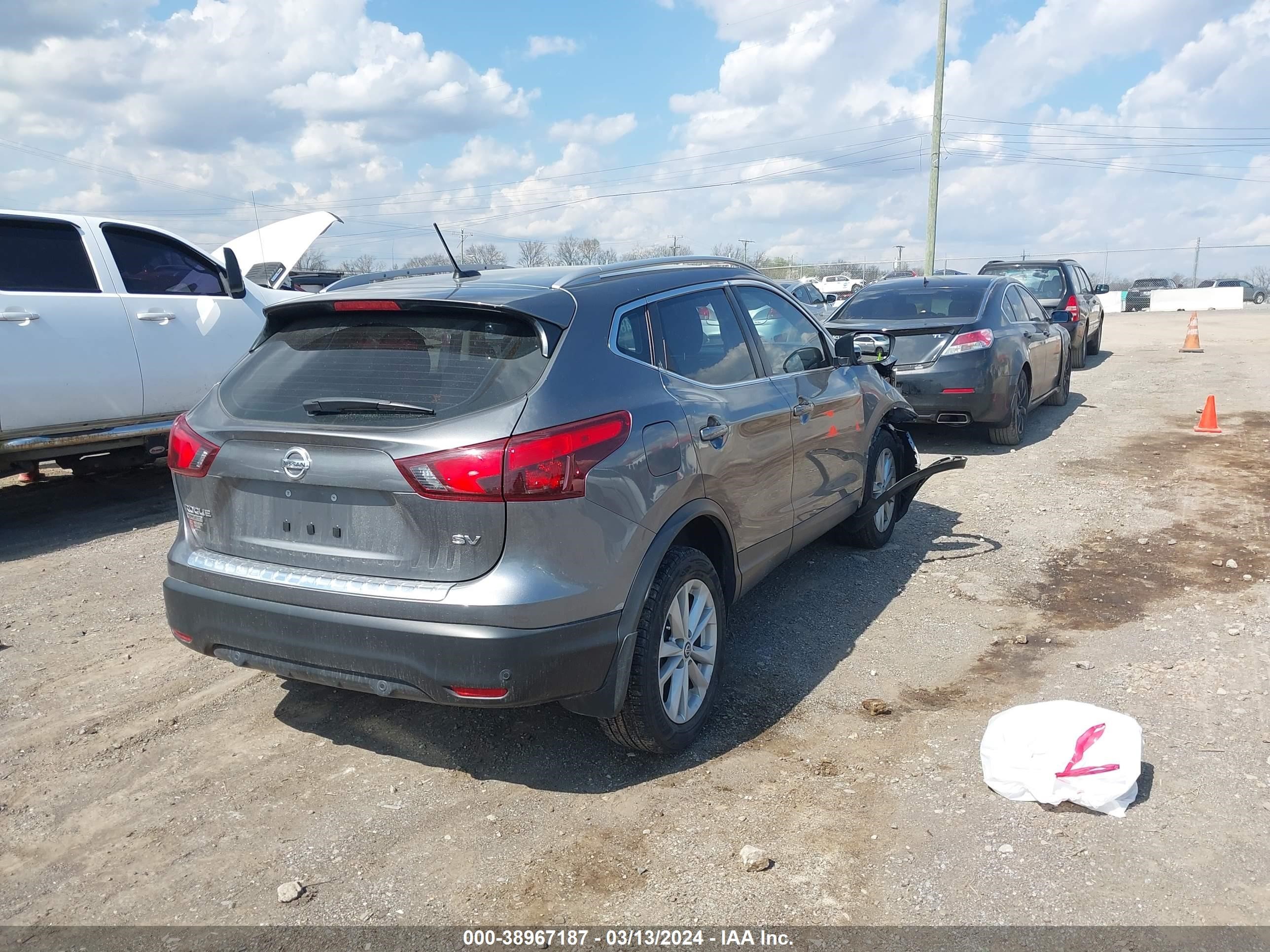 JN1BJ1CP3KW238058  nissan rogue sport 2019 IMG 3