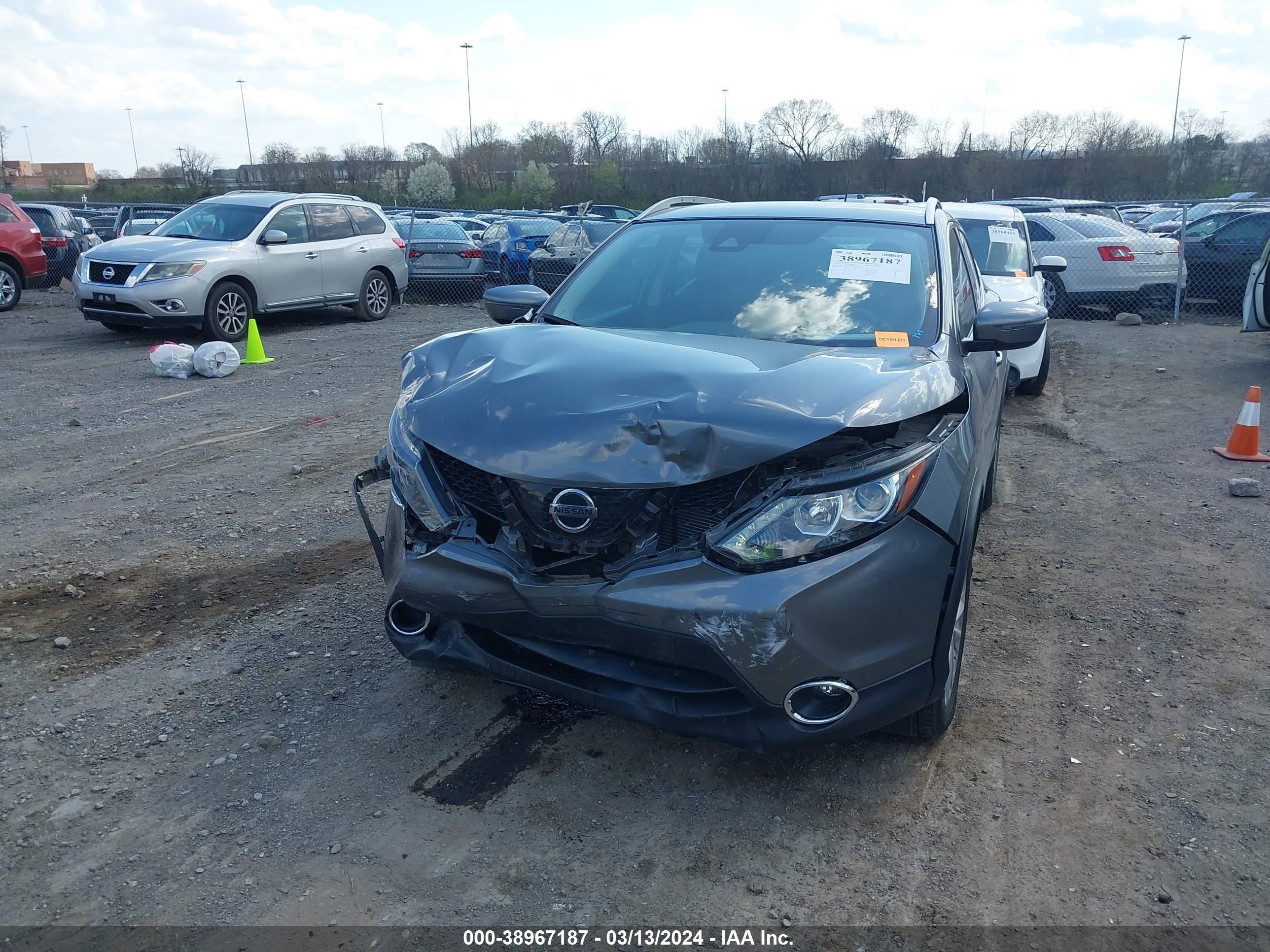 JN1BJ1CP3KW238058  nissan rogue sport 2019 IMG 5