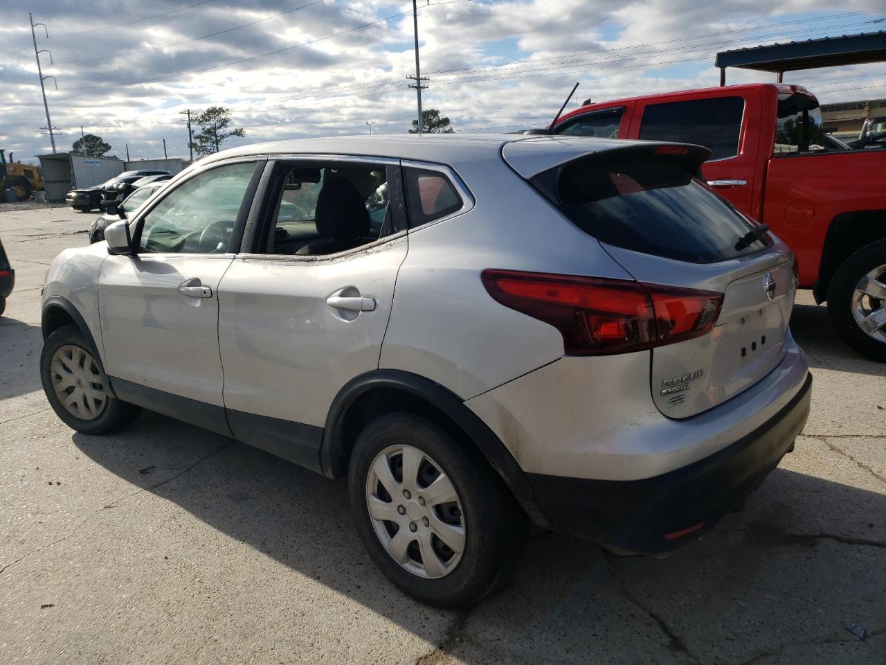 JN1BJ1CPXKW233357  nissan rogue sport 2019 IMG 1