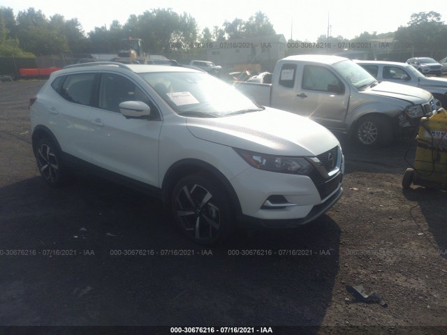 JN1BJ1CW5MW660830  nissan rogue sport 2021 IMG 0