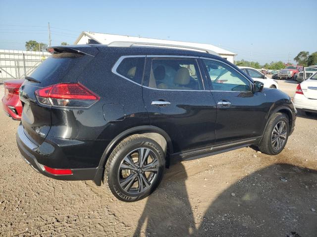 5N1AT2MV4HC732389  nissan rogue sv 2017 IMG 2