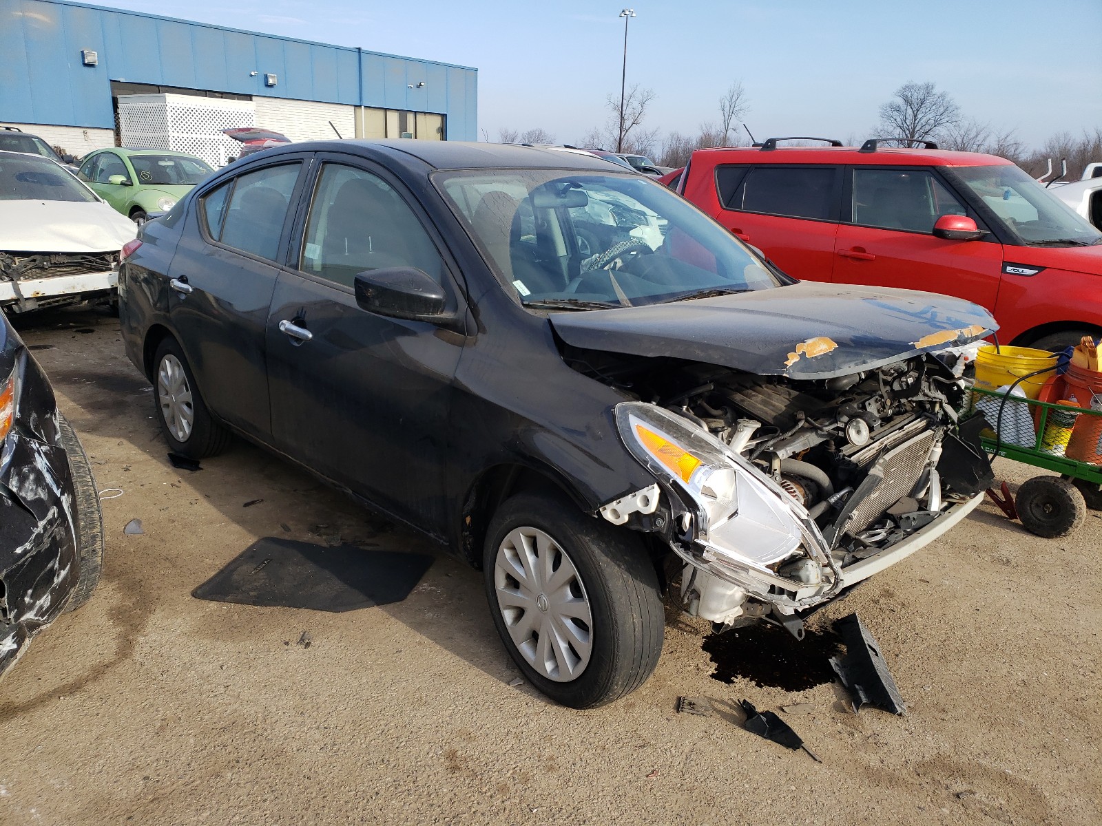 3N1CN7APXJL813923  nissan versa s 2018 IMG 0