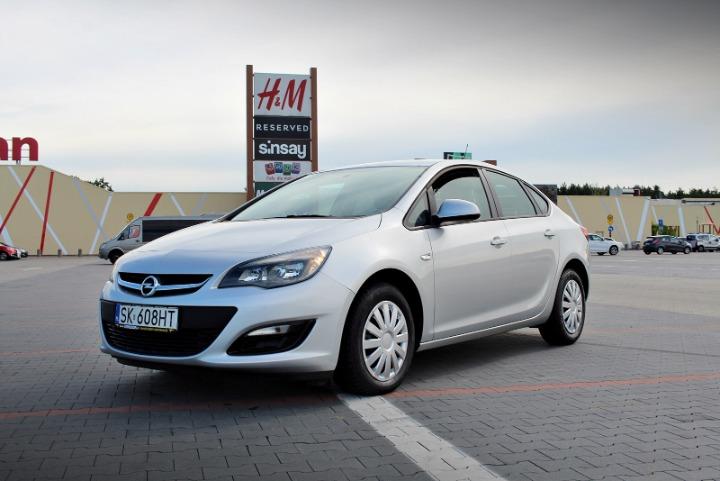 W0LPD5E60GG033089  opel astra saloon 2016 IMG 0