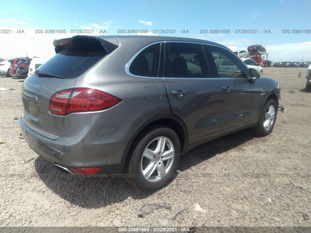 WP1AE2A22CLA92683  porsche cayenne 2012 IMG 3