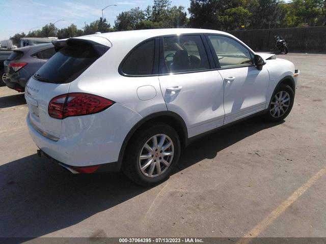 WP1AF2A2XELA35485  porsche cayenne 2014 IMG 3