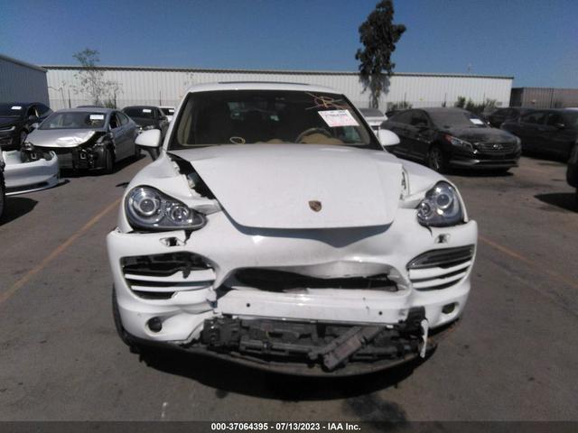 WP1AF2A2XELA35485  porsche cayenne 2014 IMG 5