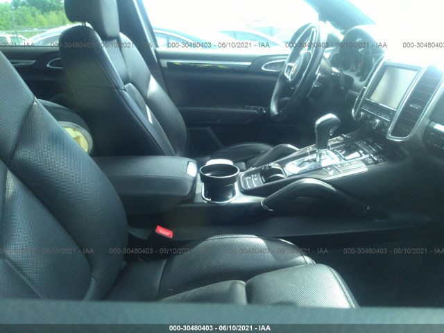 WP1AF2A29FLA32126  porsche cayenne 2015 IMG 4