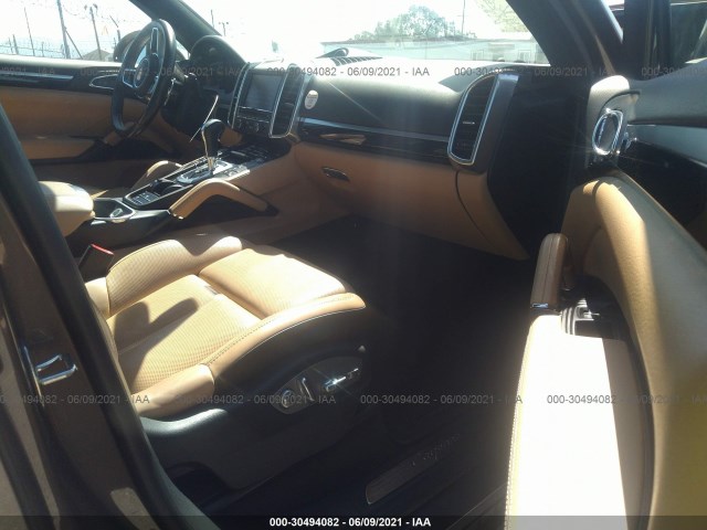 WP1AA2A28GKA15260  porsche cayenne 2016 IMG 4