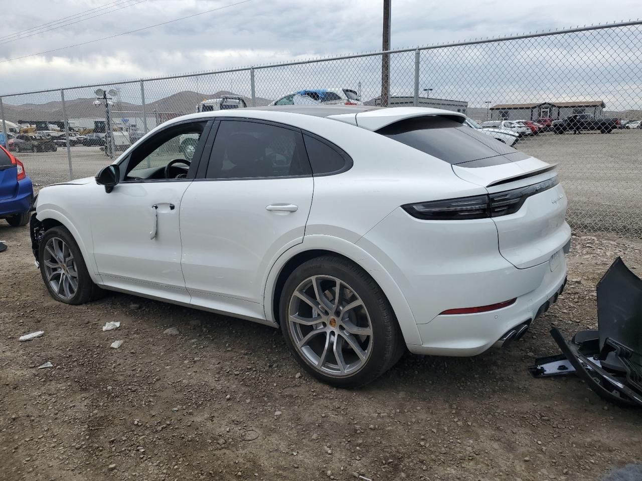 WP1BF2AY5NDA58210  porsche cayenne coupe 2022 IMG 1