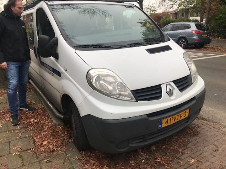 VF1FLBMB68Y284762  renault trafic 2008 IMG 4