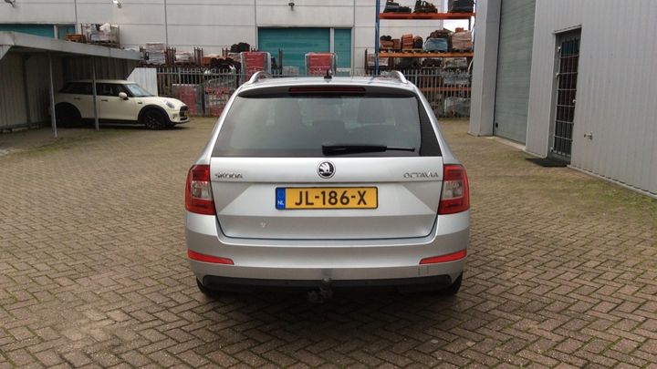 TMBJG9NE2G0236801  skoda octavia 2016 IMG 4