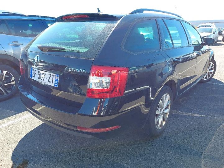 TMBJG7NE8J0137444  skoda octavia 2017 IMG 4