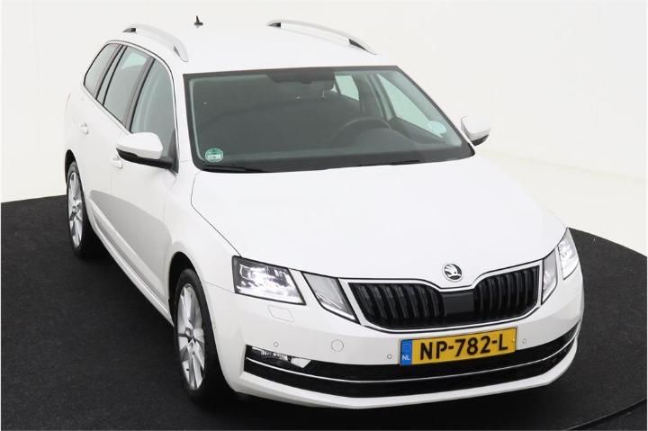 TMBJG9NE1J0031364  skoda octavia 2017 IMG 2