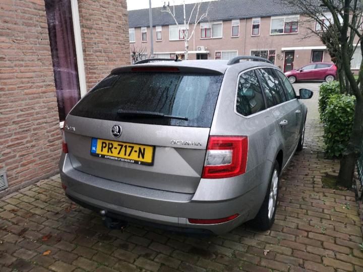 TMBJG9NE7J0127029  skoda octavia 2017 IMG 3