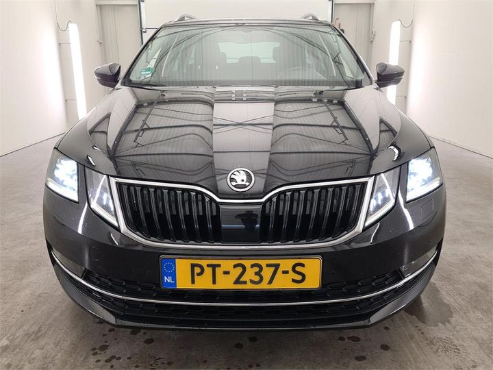 TMBJG9NE7J0153940  skoda octavia 2017 IMG 5