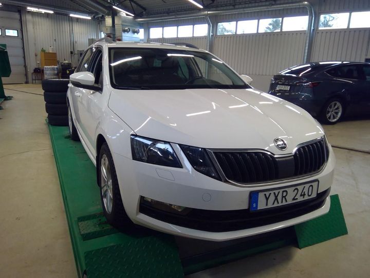 TMBJG9NE7J0182550  skoda octavia 2017 IMG 0