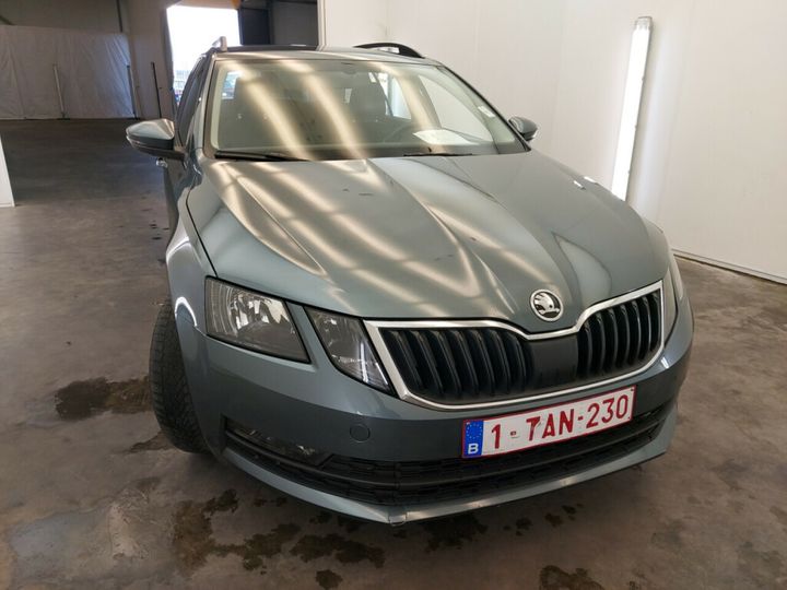 TMBLJ7NE7J0134268  skoda octavia 2017 IMG 5