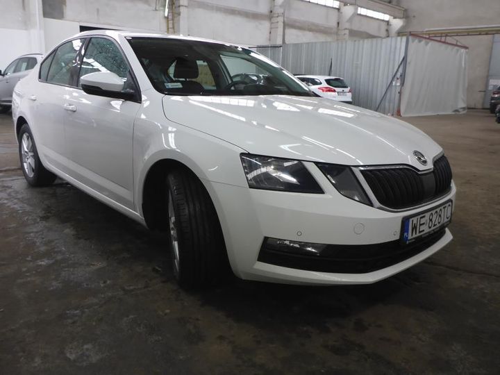 TMBAG7NE0J0296118  skoda octavia 2018 IMG 2