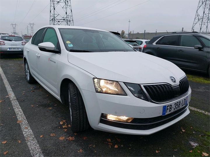 TMBAJ7NEXK0052950  skoda octavia 2018 IMG 2