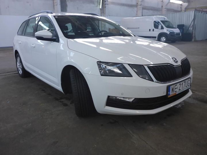 TMBJG7NE1K0019074  skoda octavia 2018 IMG 2