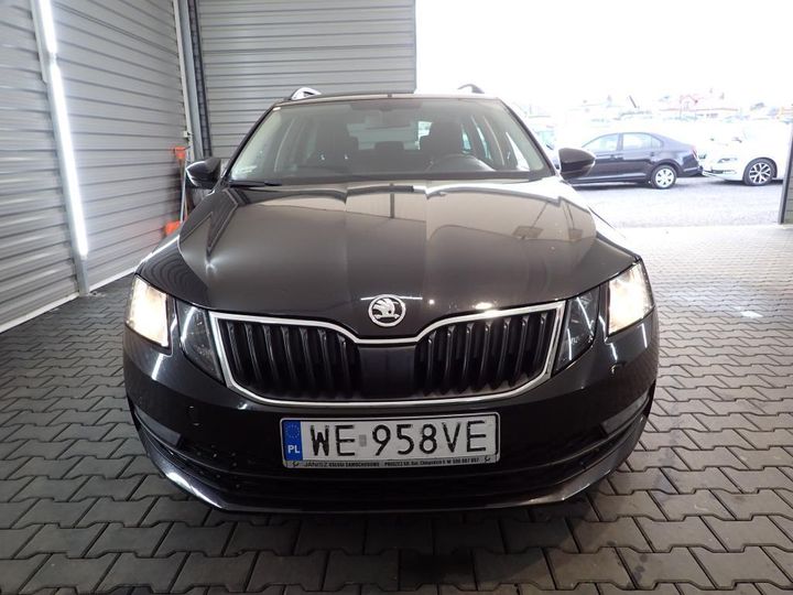 TMBJG7NE6K0046920  skoda octavia 2019 IMG 0