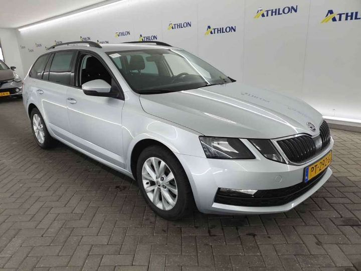 TMBJG9NE9J0140347  skoda octavia 2018 IMG 2