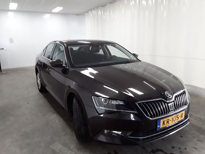 TMBAG9NP3H7032972  skoda superb 2016 IMG 4