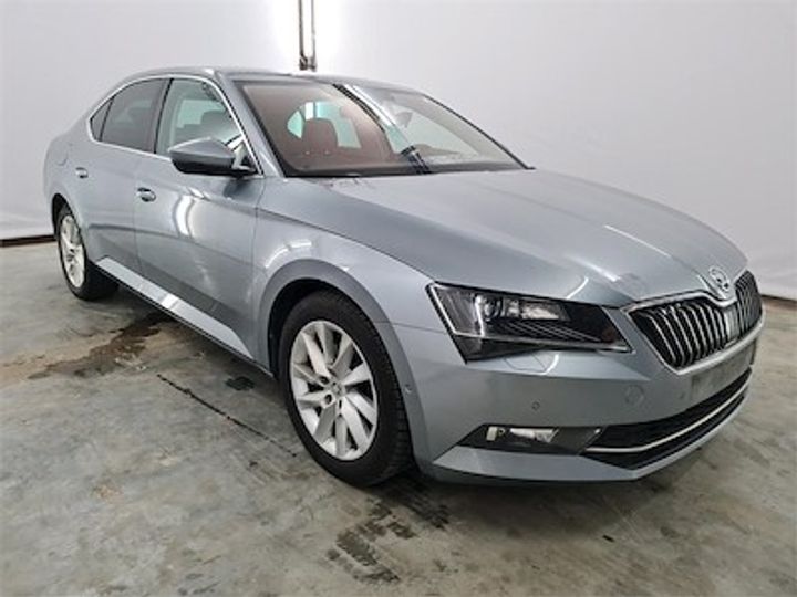 TMBAH9NP8H7034892  skoda superb 2016 IMG 2