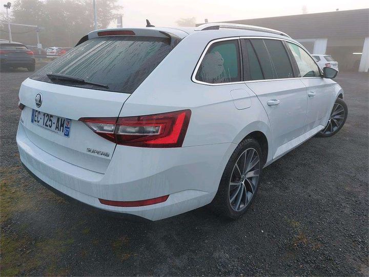 TMBJH7NP5G7078187  skoda superb 2016 IMG 3