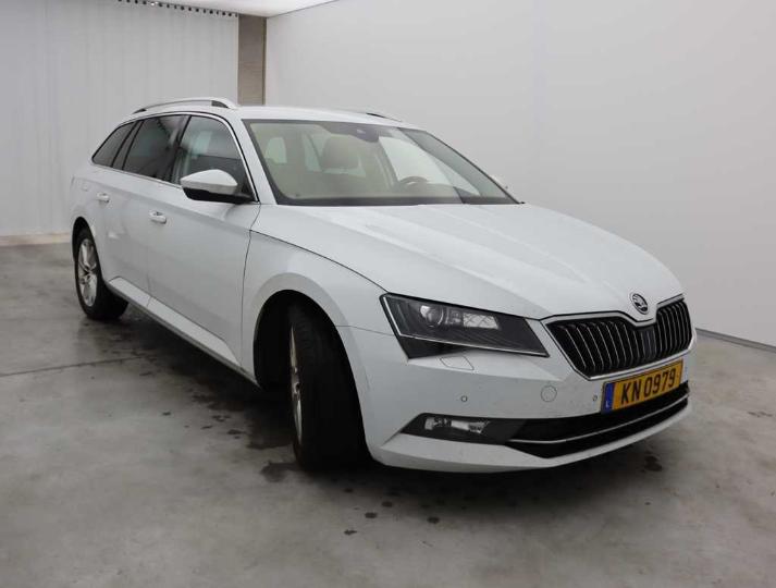 TMBLJ9NP8H7021430  skoda  2016 IMG 5